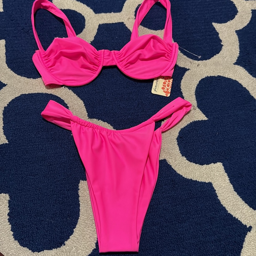 3044. Free People X Belle Oracle Bikini Set - Picture 3 of 8